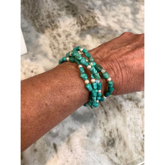 Turquoise Howlite and Pearl Necklace with Matching Bracelet #stunning #western - Picture 8 of 12